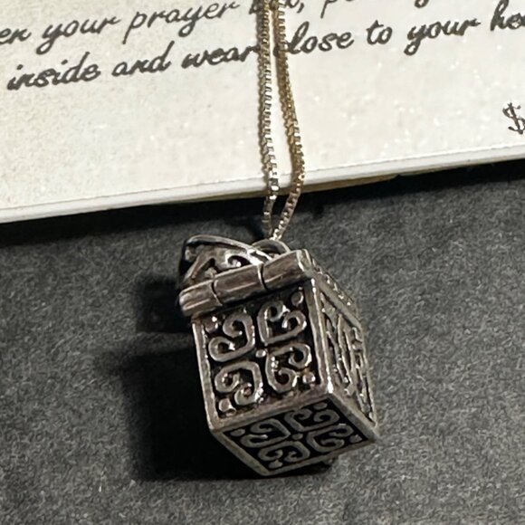 Sterling Silver Prayer Box 925 Necklace With 18" Chain - Picture 7 of 9